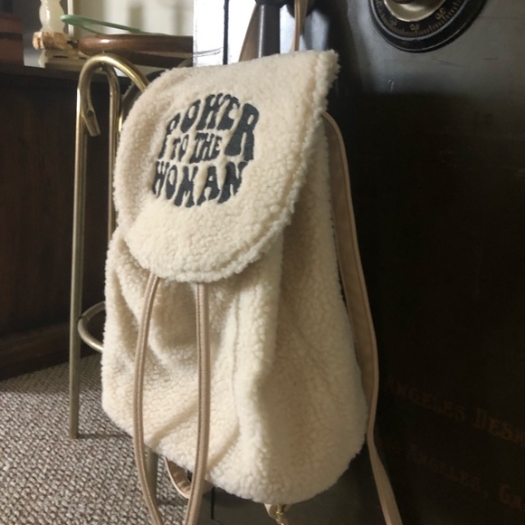 Brand new embroidered sherpa backpack - Picture 2 of 7